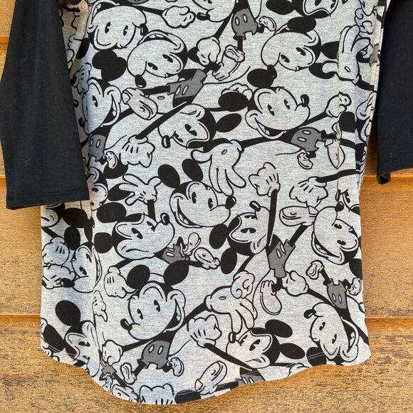 LulaRoe Mickey Mouse Top Black Gray 3/4 Sleeve Baseball Tee Shirt Size S - Picture 9 of 9